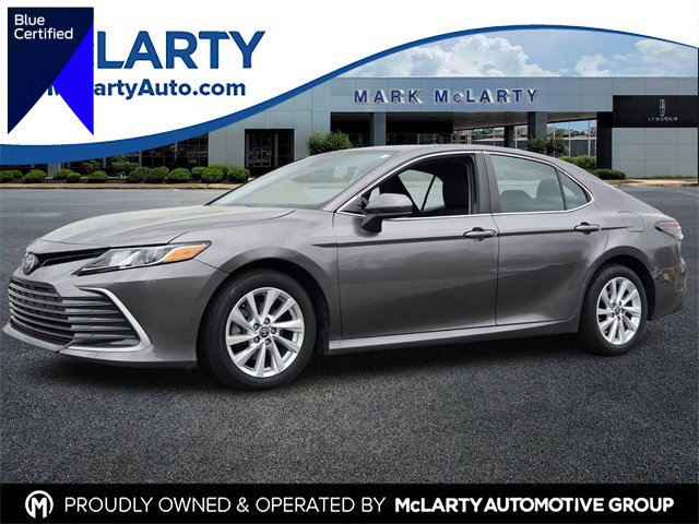 Used 2023 Toyota Camry LE