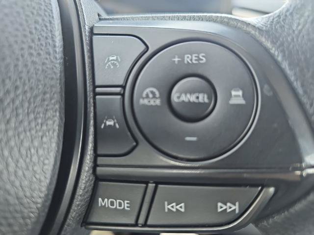 Used 2023 Toyota Corolla LE FWD image 17