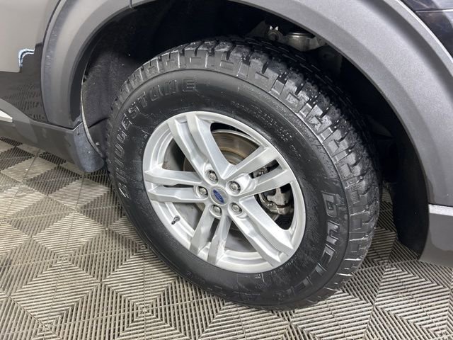 Certified 2020 Ford Explorer XLT w/ Equipment Group 202A AWD/4WD image 8
