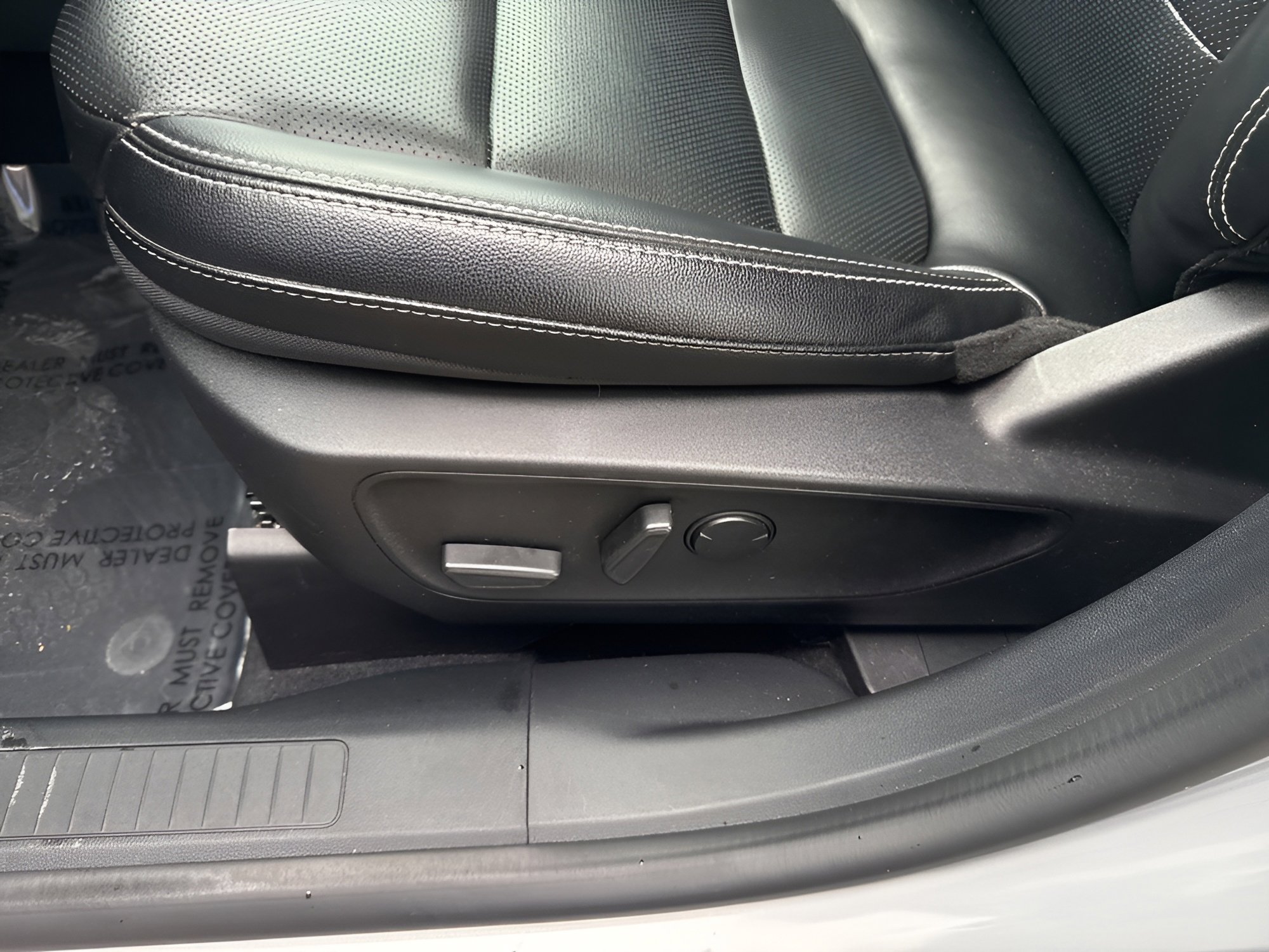 Certified 2022 Ford Escape SEL image 35