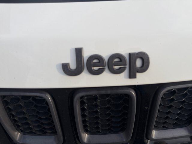 Used 2020 Jeep Compass Trailhawk AWD/4WD image 29
