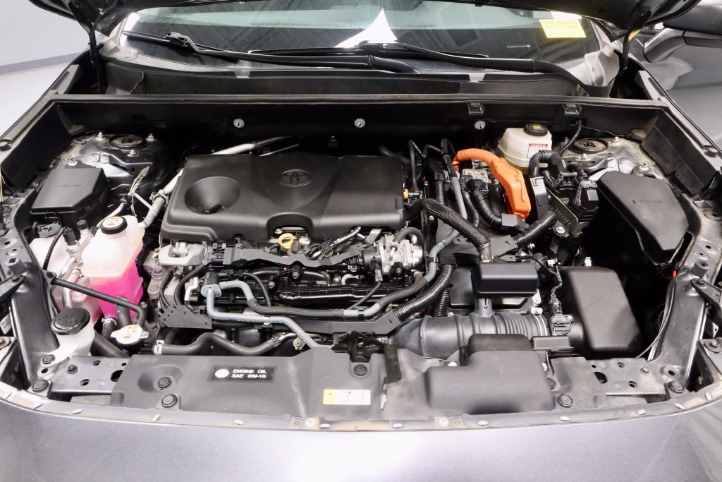 Used 2023 Toyota RAV4 LE AWD/4WD image 16