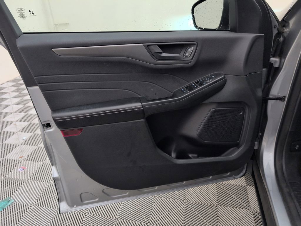 Certified 2023 Ford Escape Active FWD image 29