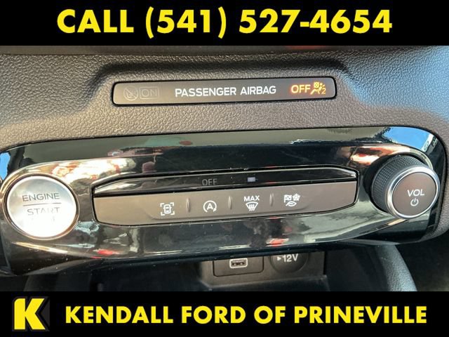 Certified 2025 Ford Escape Platinum AWD/4WD image 28