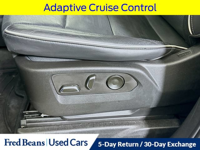 Used 2023 Cadillac Escalade ESV Premium Luxury AWD/4WD image 24