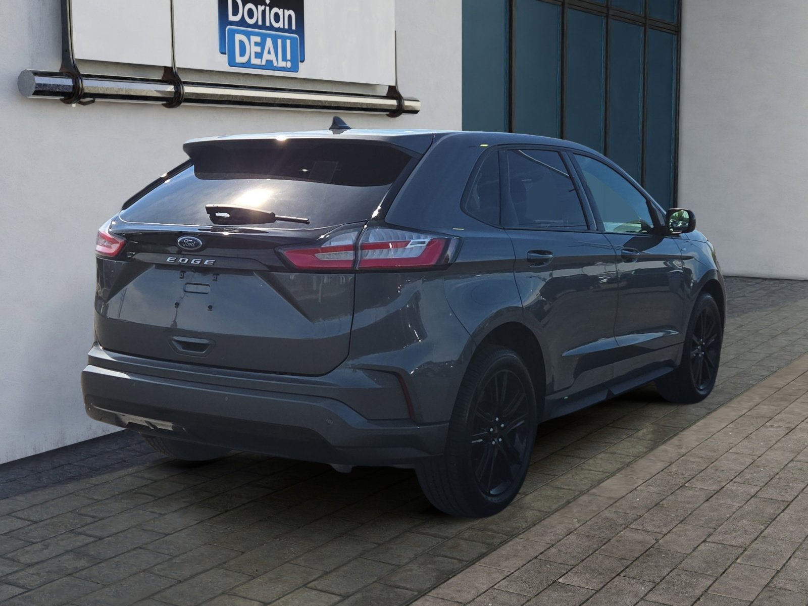 Certified 2022 Ford Edge ST-Line AWD/4WD image 3