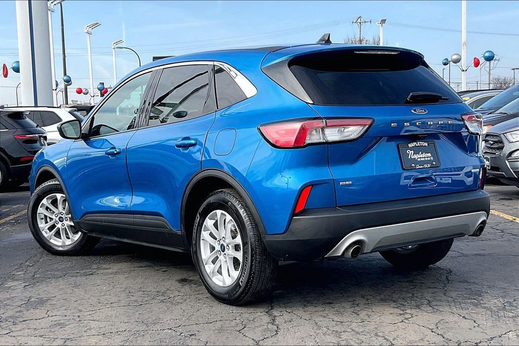 Certified 2020 Ford Escape SE image 9