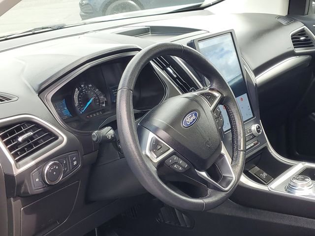 Certified 2022 Ford Edge SEL w/ Convenience Package AWD/4WD image 12