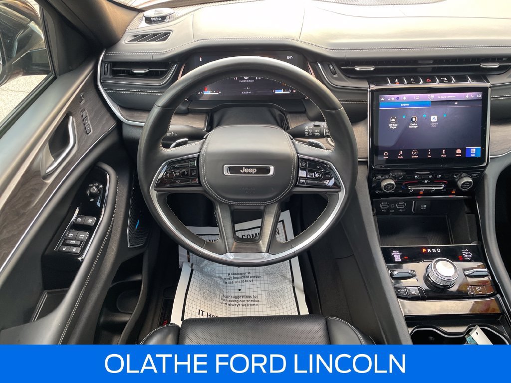 Used 2021 Jeep Grand Cherokee L Overland w/ Luxury Tech Group IV AWD/4WD image 17
