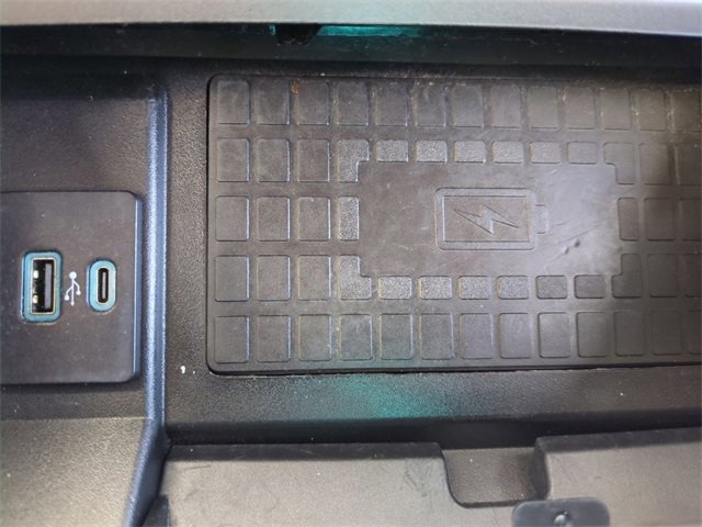 Certified 2020 Ford Expedition XLT w/ Equipment Group 202A image 22