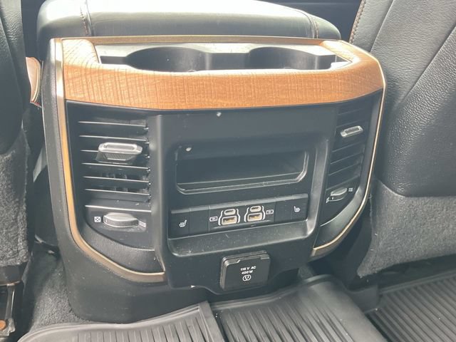 Used 2022 RAM 2500 Limited AWD/4WD image 22
