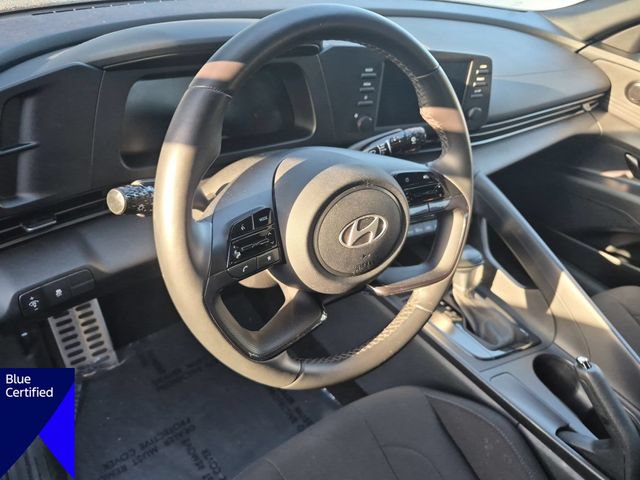 Used 2025 Hyundai Elantra Sport FWD image 16