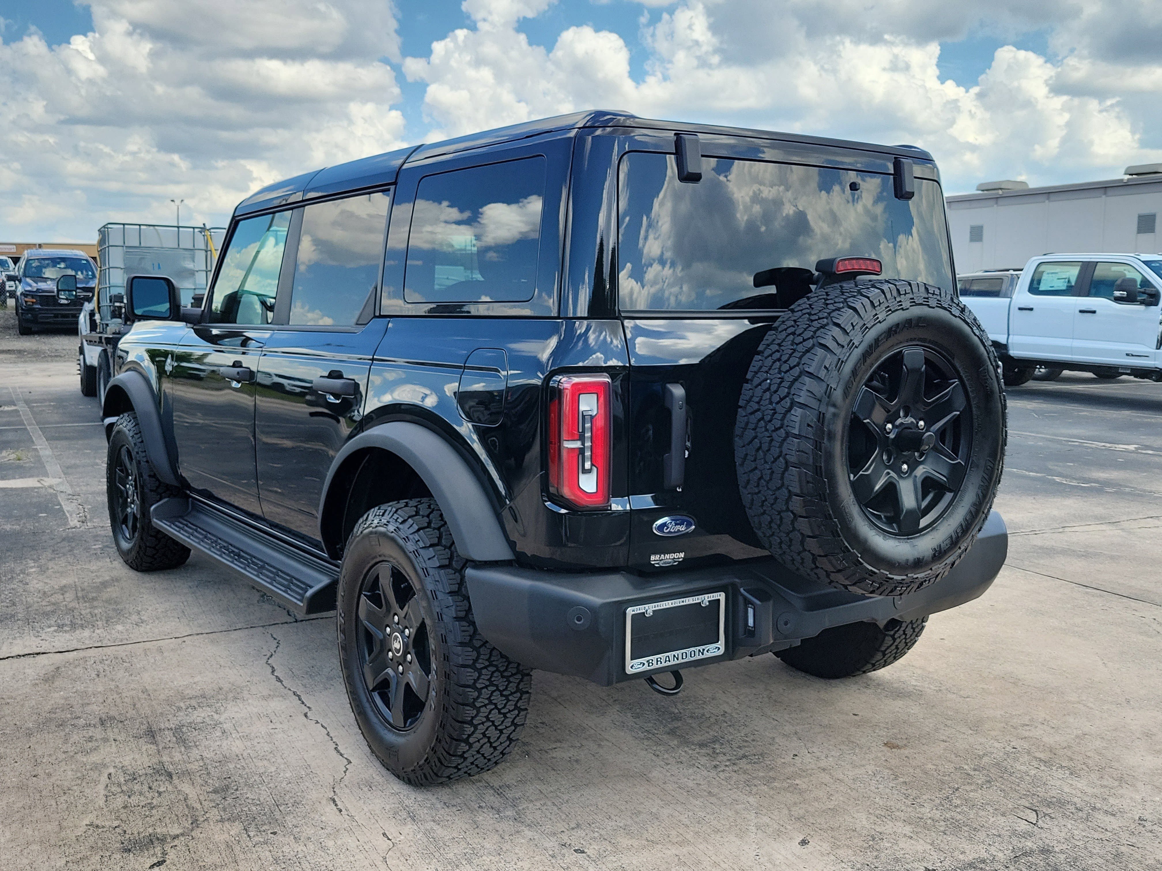 Certified 2025 Ford Bronco Outer Banks AWD/4WD image 7