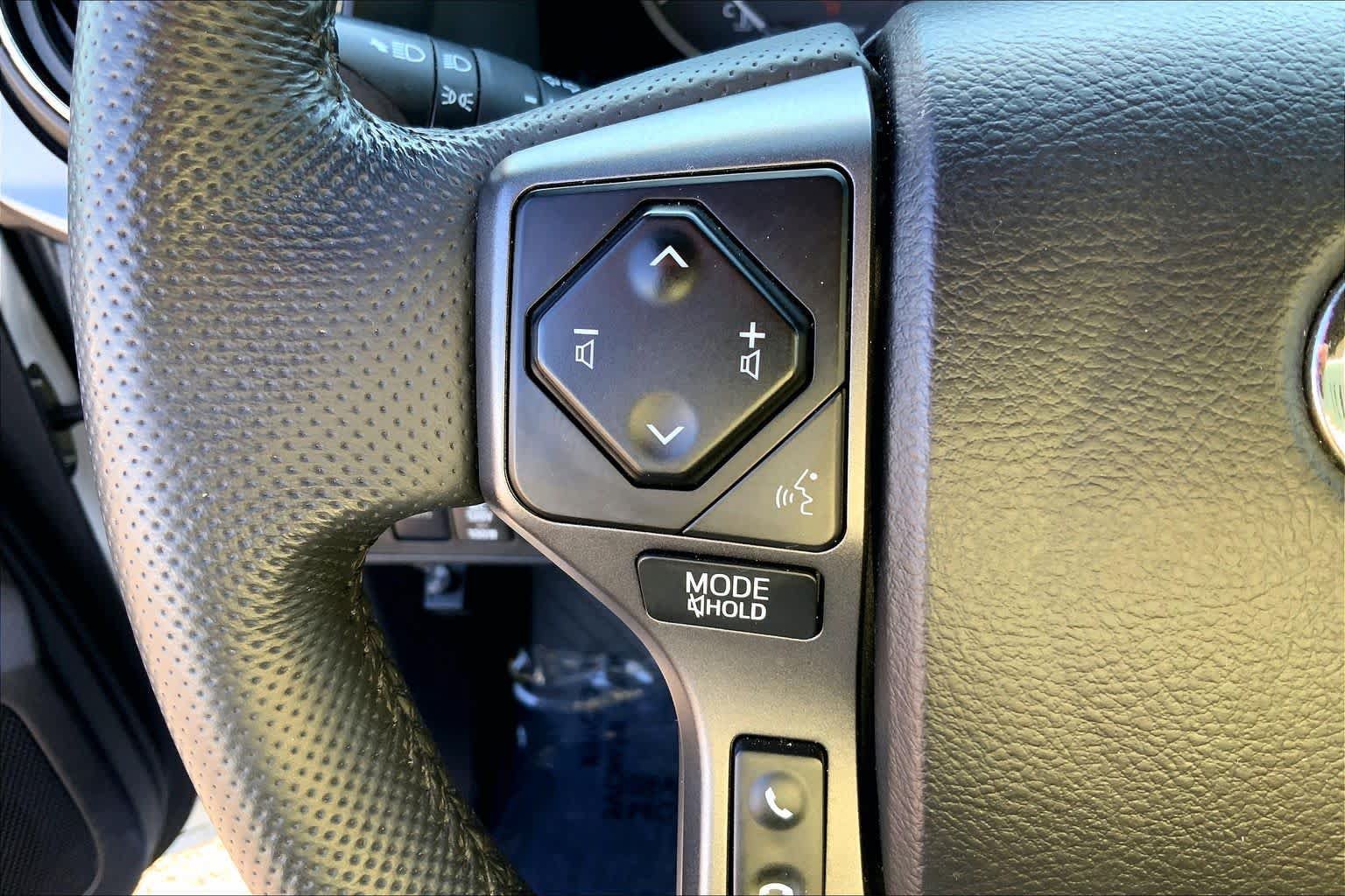 Used 2021 Toyota Tacoma TRD Sport RWD image 21