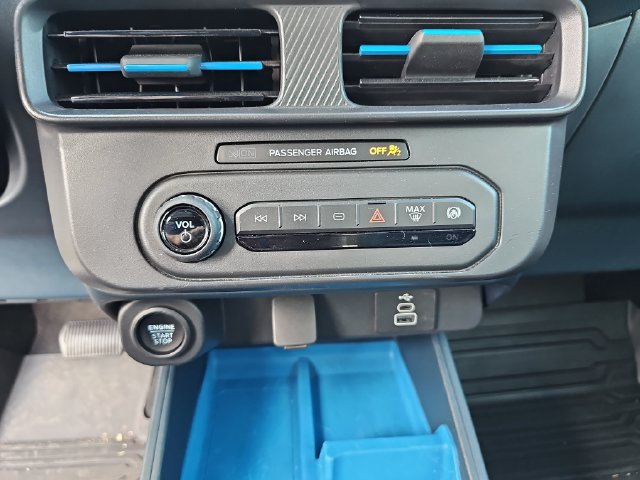 Certified 2025 Ford Maverick XLT w/ XLT Luxury Package FWD image 26