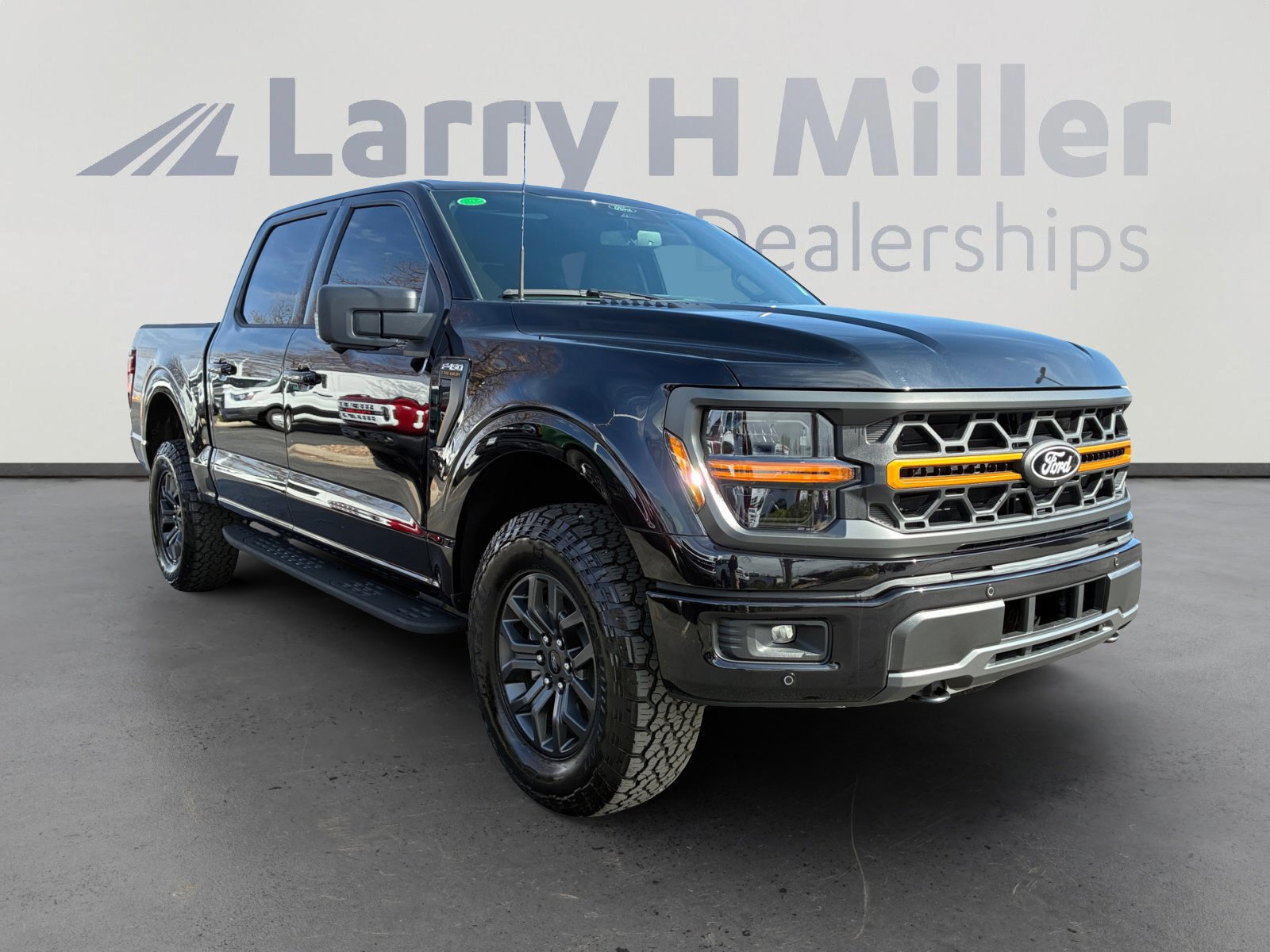 Certified 2025 Ford F150 Tremor w/ Mobile Office Package image 7