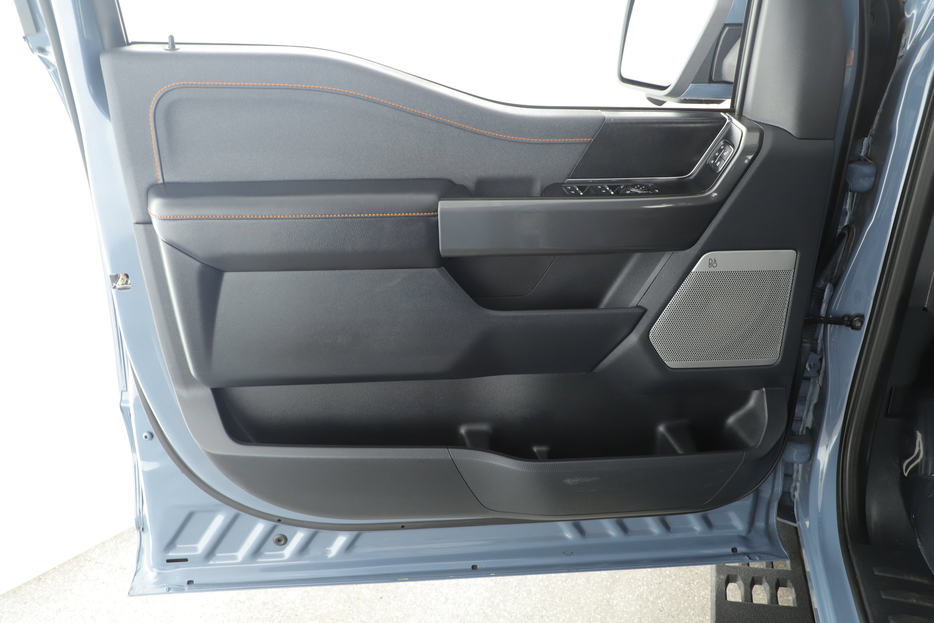 Certified 2023 Ford F150 Tremor w/ Equipment Group 402A High image 9