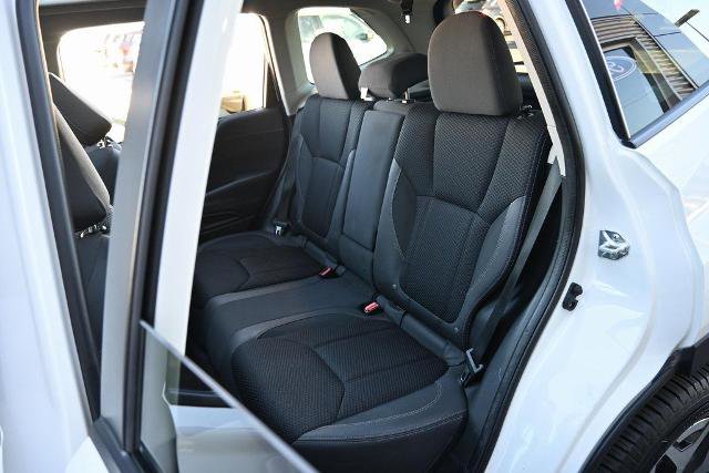 Used 2024 Subaru Forester Premium AWD/4WD image 25