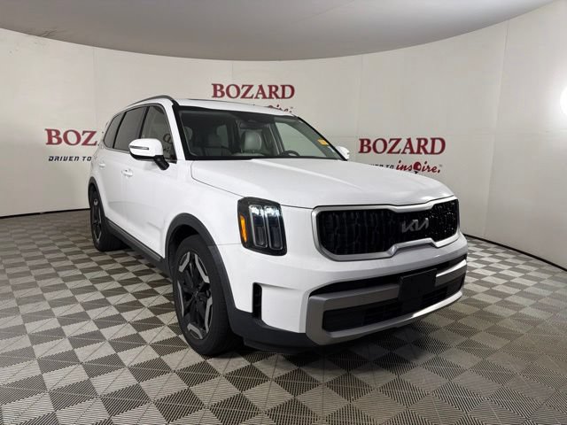Used 2023 Kia Telluride EX AWD/4WD image 1