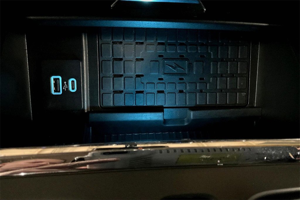 Certified 2024 Ford Expedition Max XLT image 32