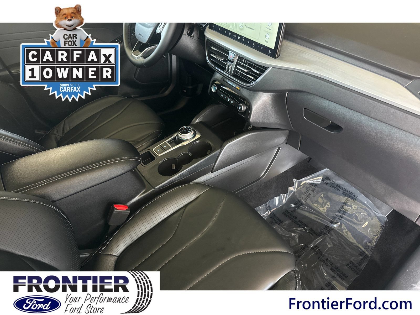 Certified 2025 Ford Escape SE w/ PHEV Premium Package FWD image 17