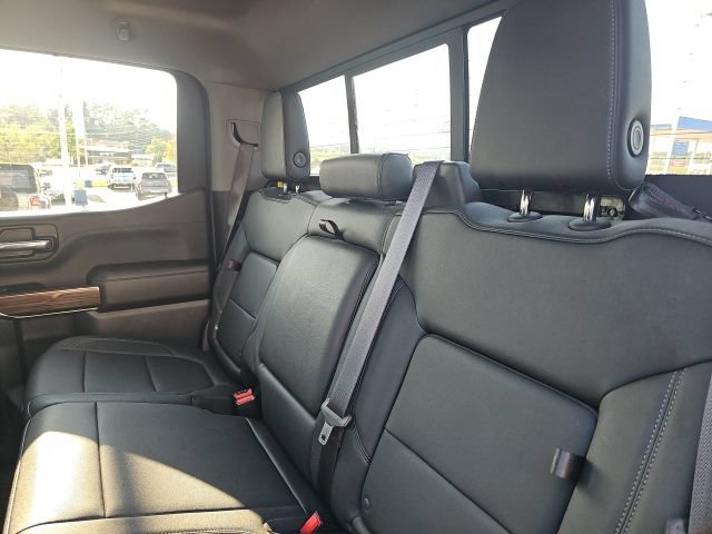 Used 2022 Chevrolet Silverado 1500 LT Trail Boss w/ LT Trail Boss Premium Package AWD/4WD image 12