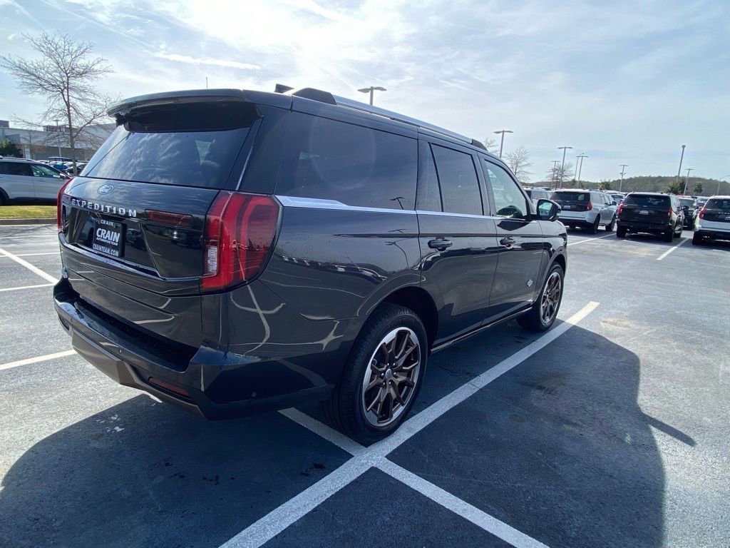 Certified 2025 Ford Expedition King Ranch image 5