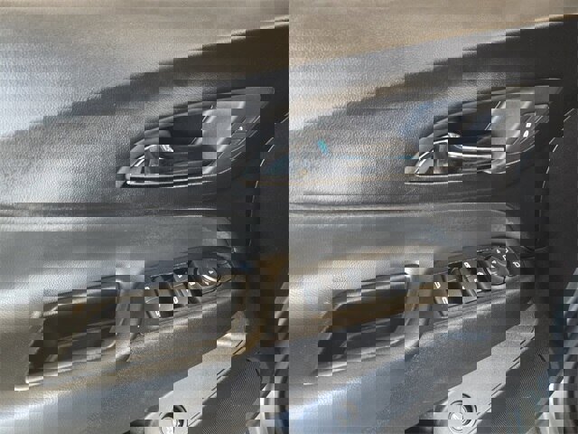 Used 2024 Chevrolet Equinox LT image 12