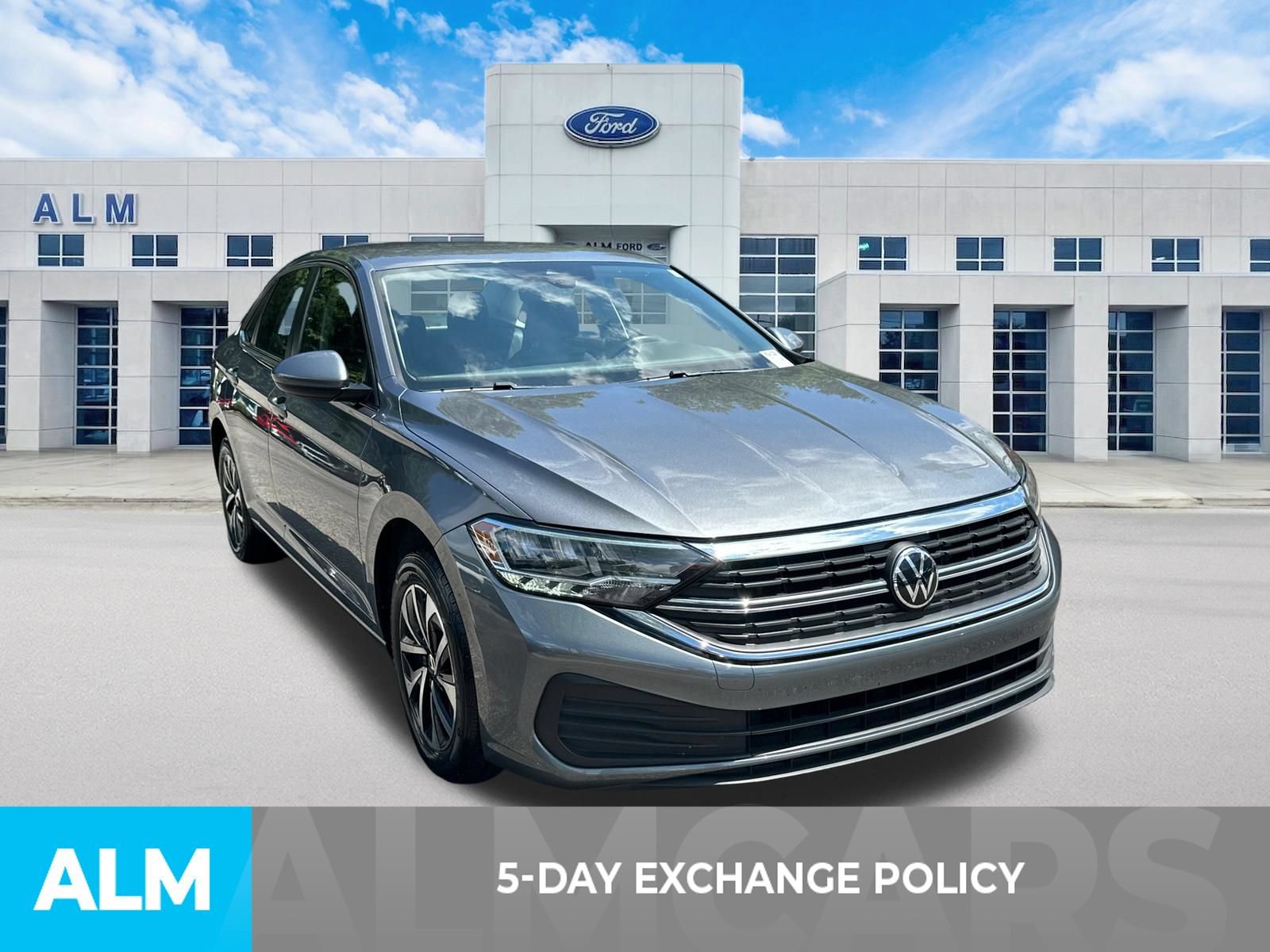 Used 2024 Volkswagen Jetta S FWD image 3