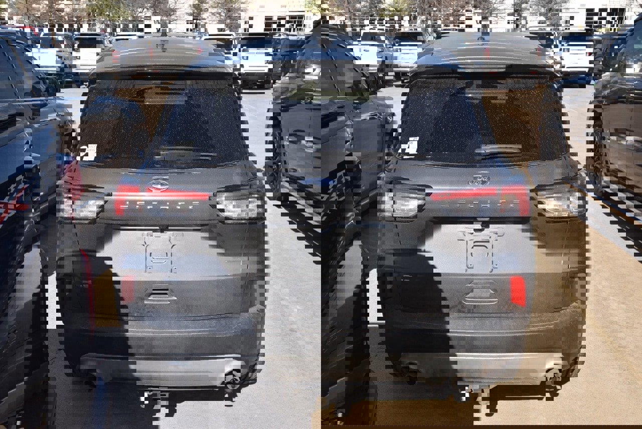 Certified 2022 Ford Escape SE image 4