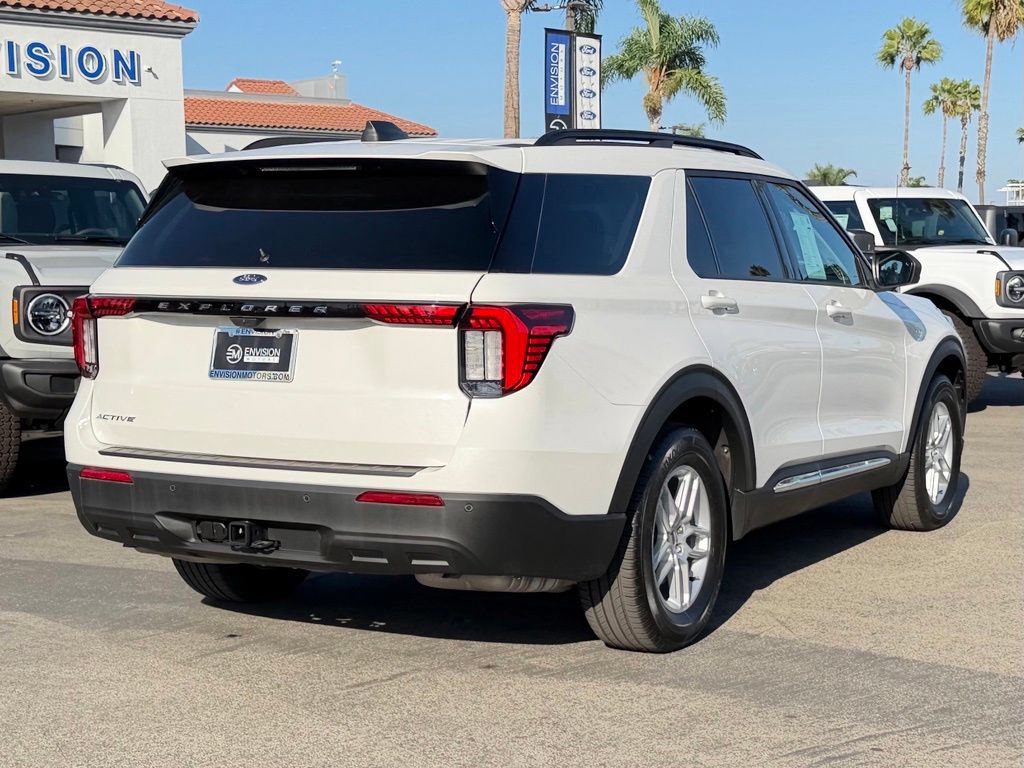 Certified 2025 Ford Explorer Active RWD image 8