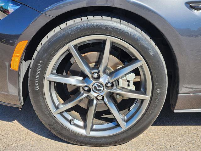Used 2017 MAZDA MX-5 Miata RF Grand Touring RWD image 9
