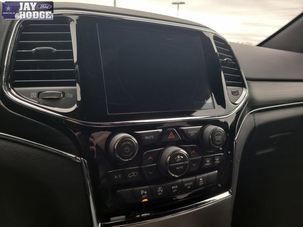 Used 2019 Jeep Grand Cherokee Limited image 21