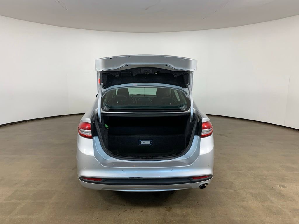 Certified 2017 Ford Fusion Energi SE FWD image 11