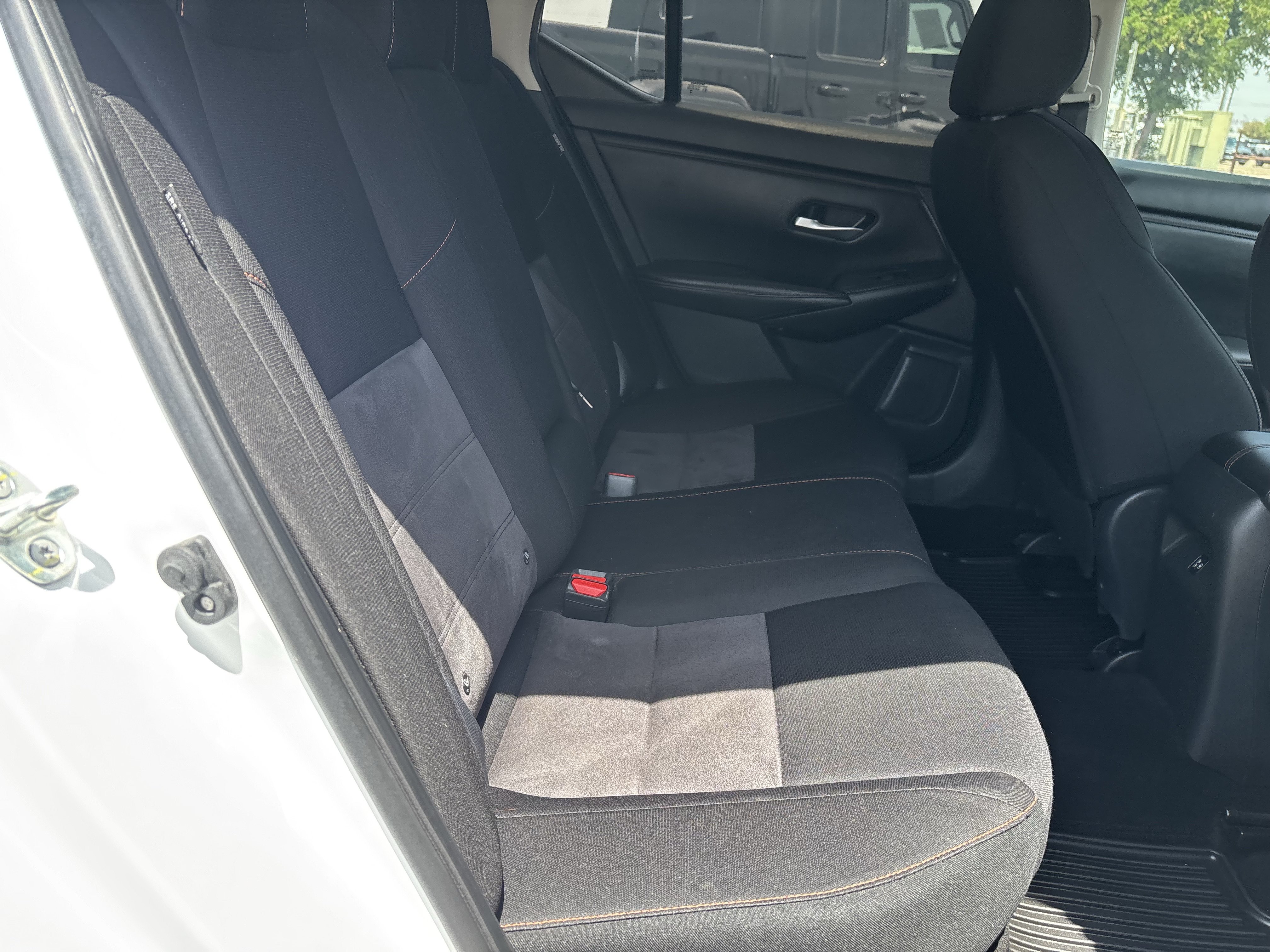 Used 2023 Nissan Sentra SR w/ Midnight Edition Package FWD image 20