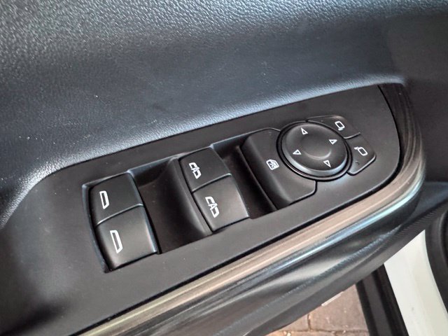 Used 2023 GMC Acadia SLT FWD image 11