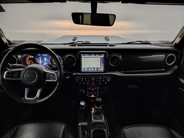 Used 2021 Jeep Wrangler Unlimited Sahara AWD/4WD image 31