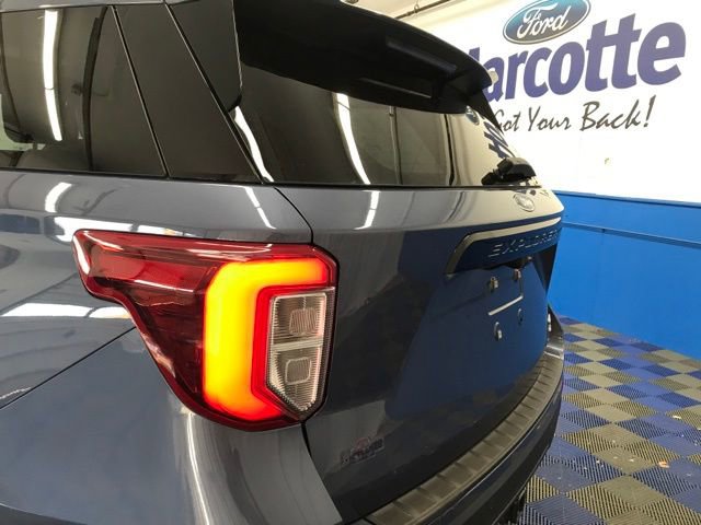 Certified 2021 Ford Explorer ST w/ Equipment Group 401A image 9