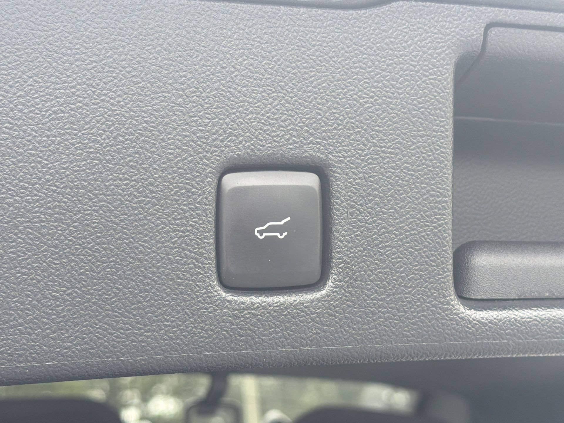 Certified 2023 Ford Escape ST-Line w/ Tech Pack #1 FWD image 6
