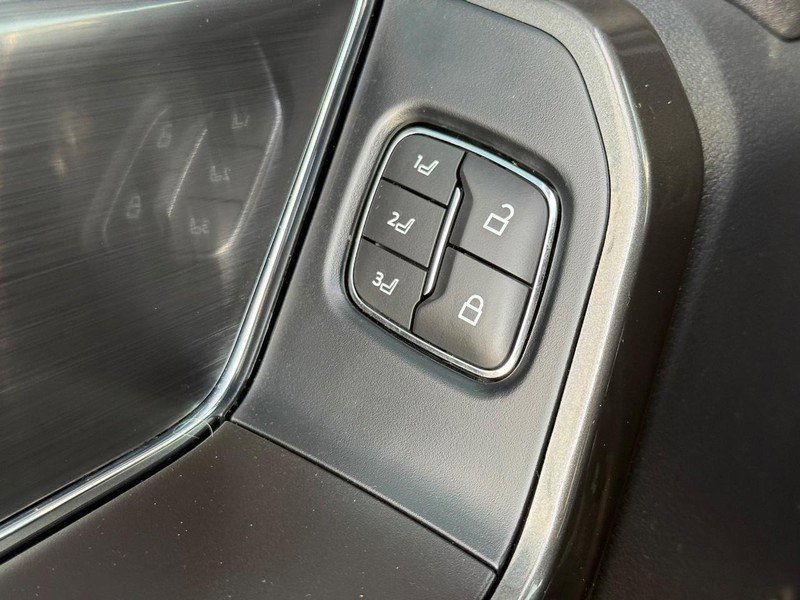 Certified 2023 Ford F150 Lariat w/ Equipment Group 502A High image 33