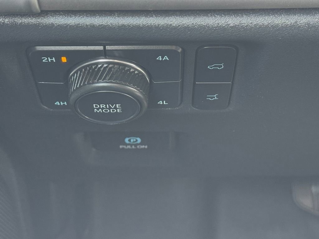 Certified 2025 Ford Expedition Active image 23