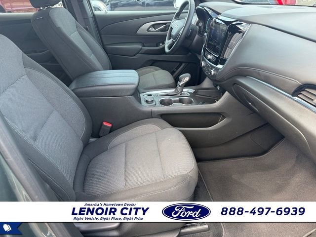 Used 2023 Chevrolet Traverse LT FWD image 13