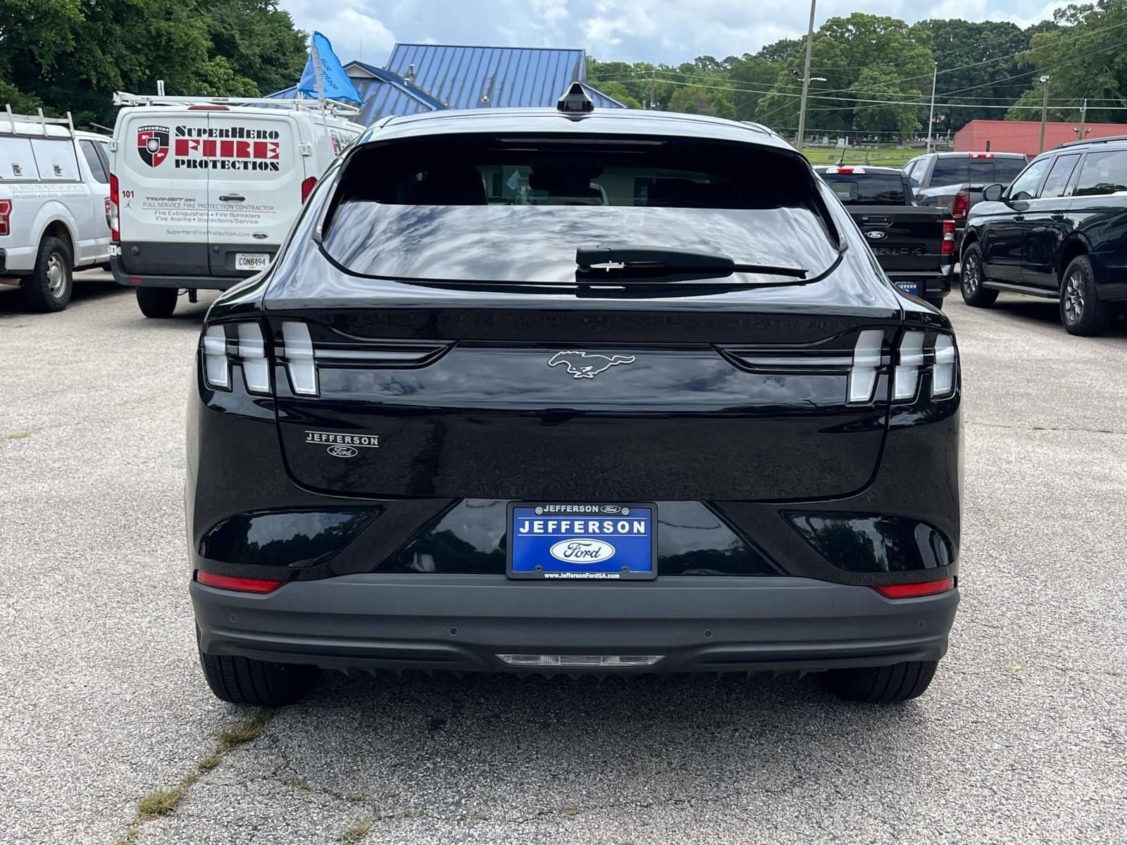 Certified 2025 Ford Mustang Mach-E Premium AWD/4WD image 4