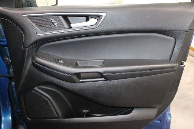 Certified 2024 Ford Edge SEL AWD/4WD image 34