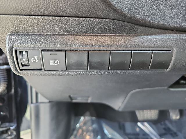Used 2025 Toyota Corolla LE FWD image 24