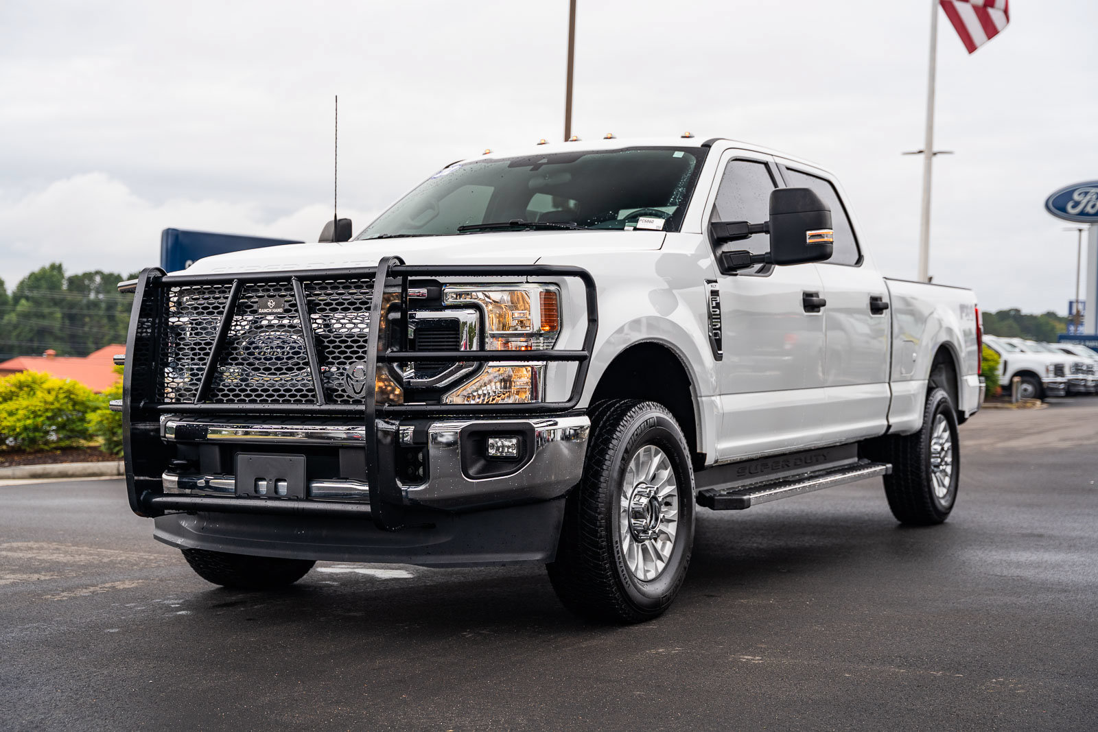 Certified 2022 Ford F250 XLT w/ XLT Value Package AWD/4WD image 3