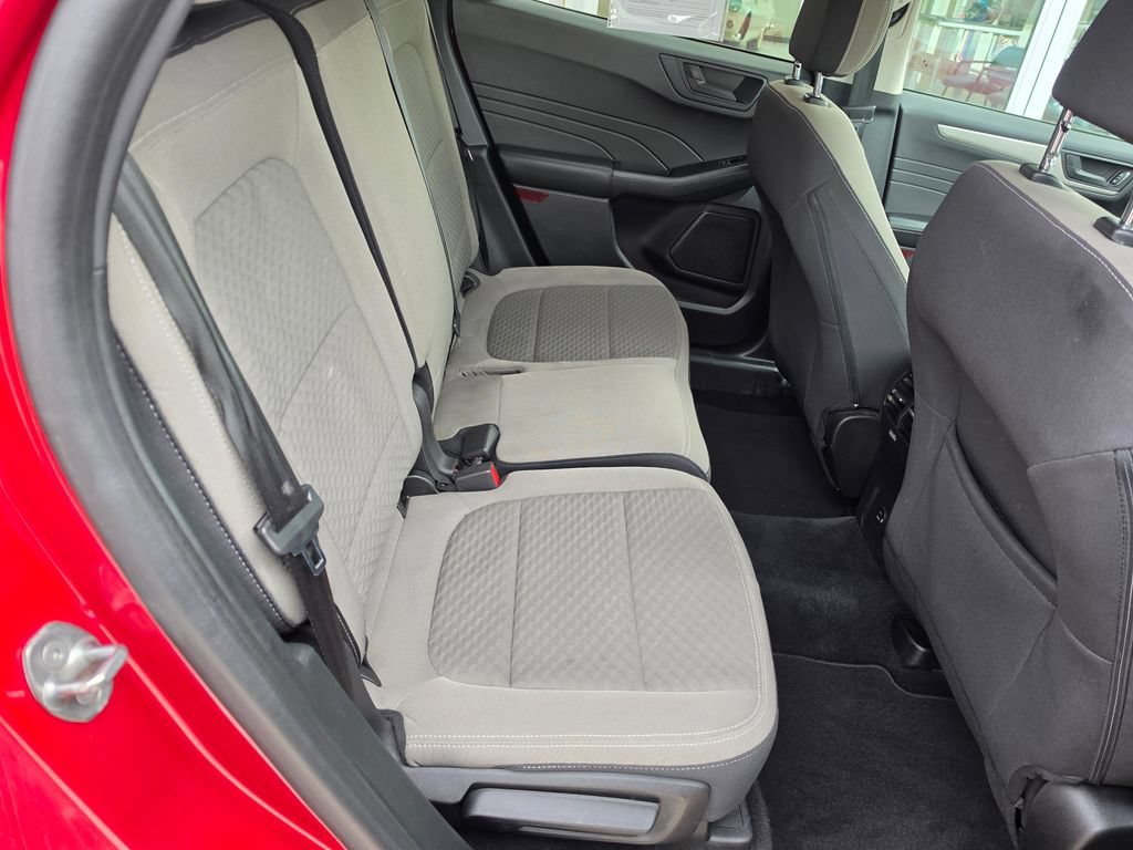 Certified 2022 Ford Escape SE w/ Cold Weather Package AWD/4WD image 20