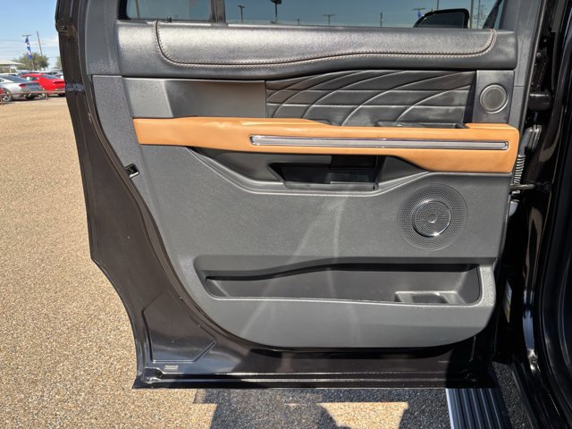 Certified 2024 Ford Expedition Max Platinum image 14