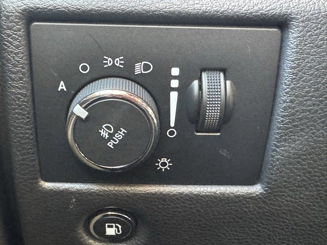 Used 2020 Jeep Grand Cherokee Altitude image 40