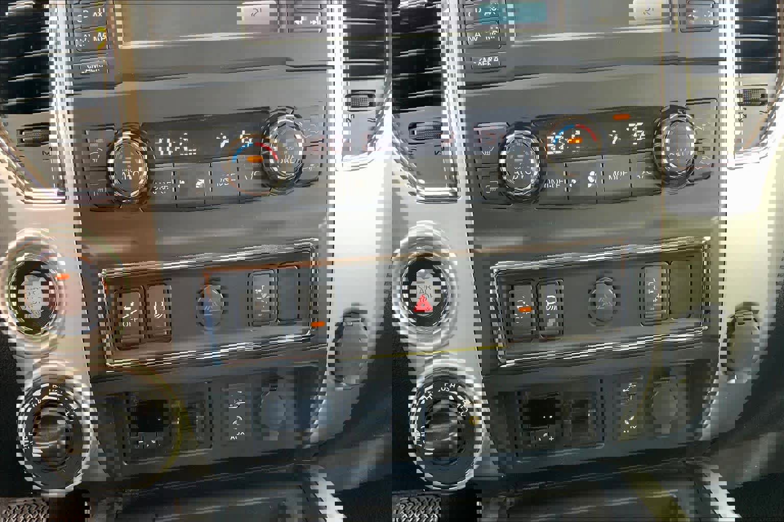 Used 2018 Nissan Titan PRO-4X w/ Pro-4x Utility Package image 34